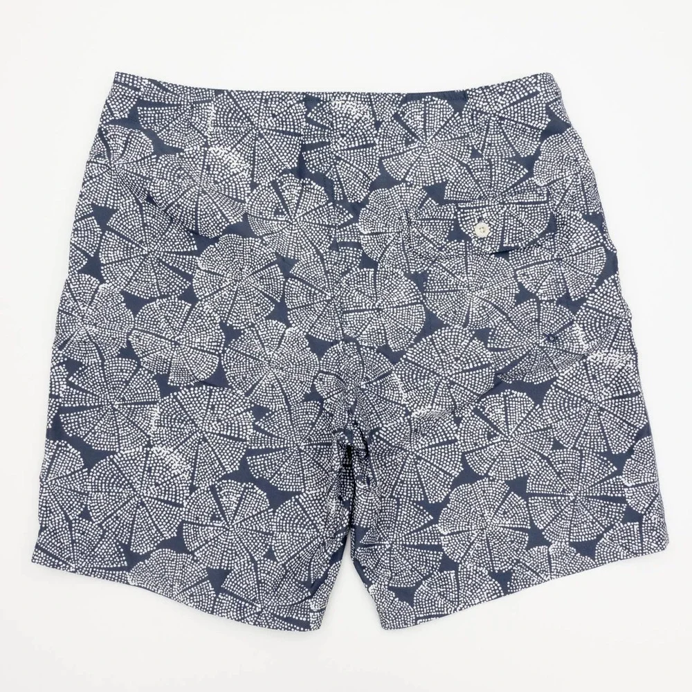 NWOT Club Monaco Printed Swim Trunks Men's Medium